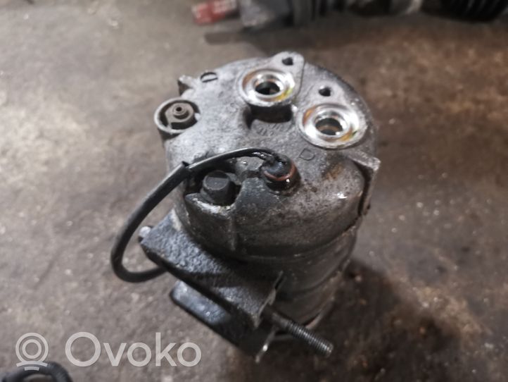 Volvo V70 Compressore aria condizionata (A/C) (pompa) 