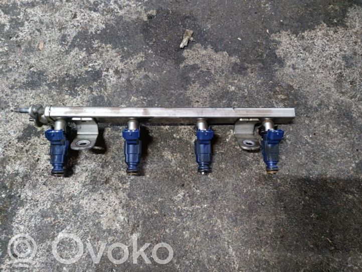 353102B000 KIA Ceed Fuel injectors set, 30.00 € RRR