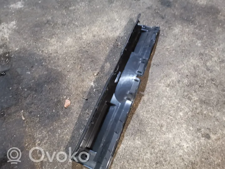 Nissan Qashqai Kita bagažinės apdailos detalė 849924EA0A