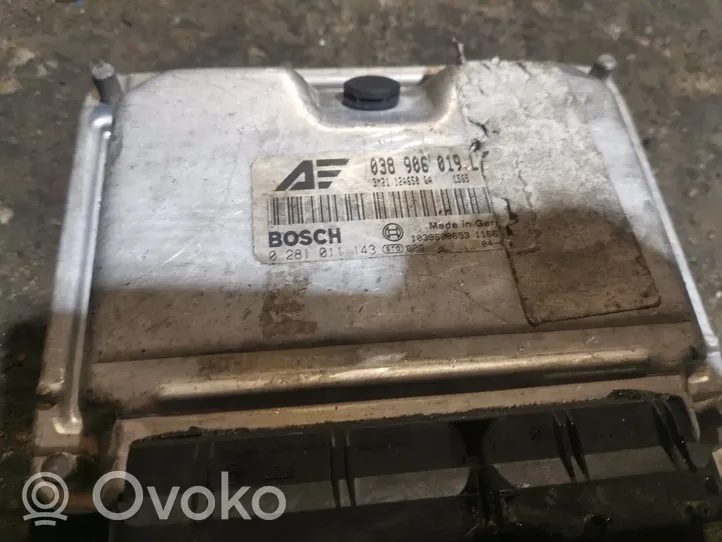 Ford Galaxy Sterownik / Moduł ECU 0281011143