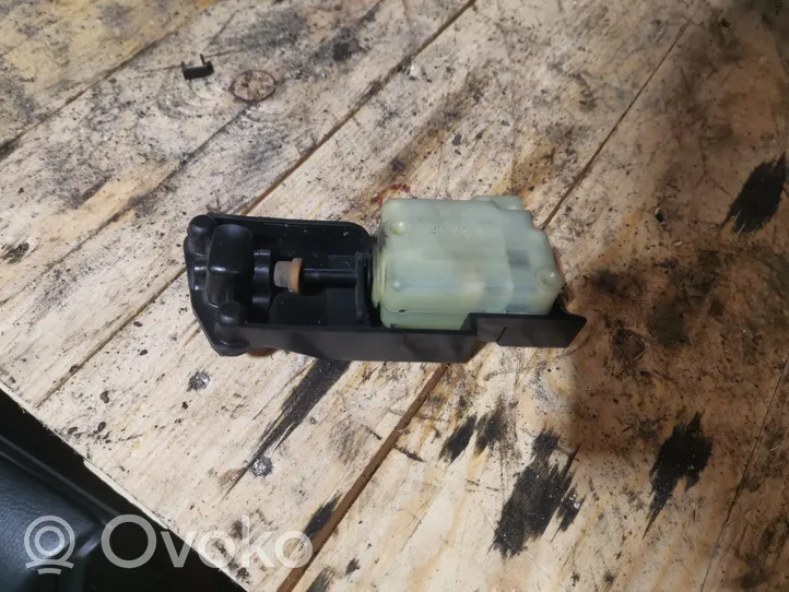 Volvo S60 Fuel tank cap lock motor 