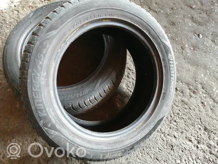 Volkswagen Touran I Neumático de invierno R16 20555R16
