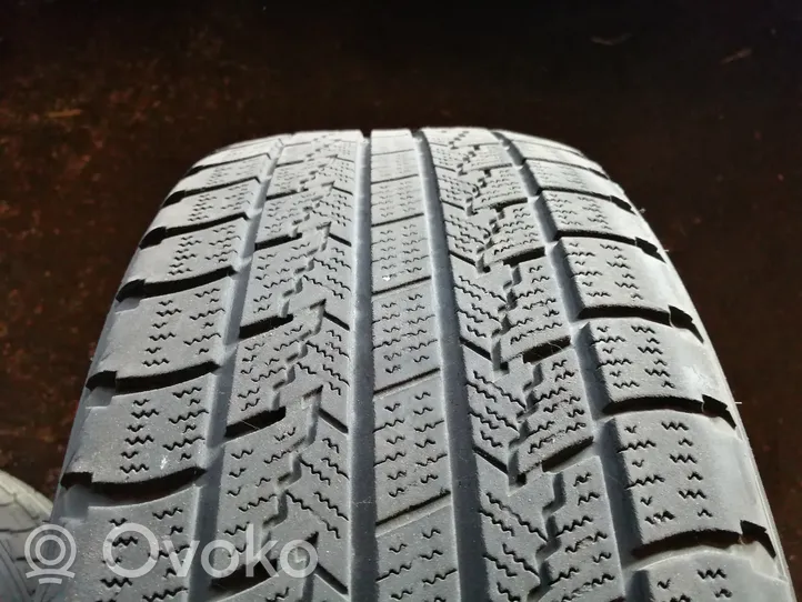 Volkswagen PASSAT CC R17 winter tire 21555R17