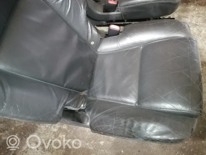 Volvo XC90 Kolmannen istuinrivin istuimet 