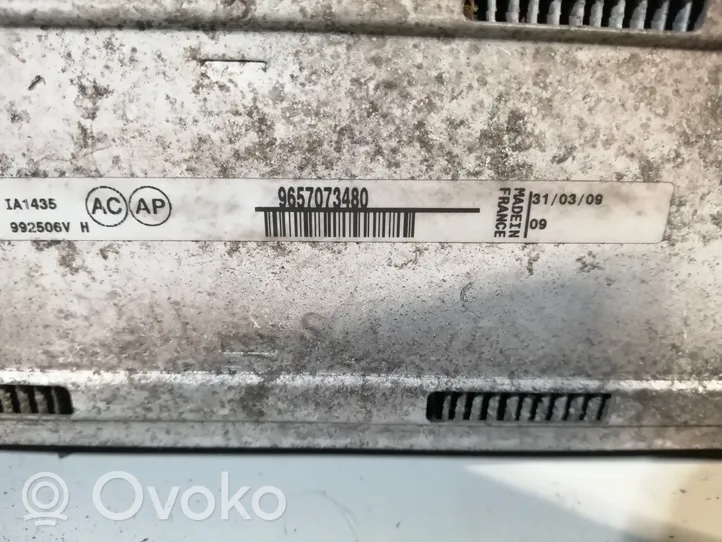 Citroen C5 Välijäähdyttimen jäähdytin 9657073480