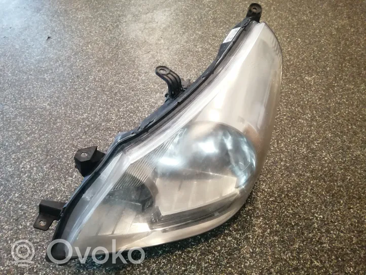 Toyota Verso Phare frontale 811500F090
