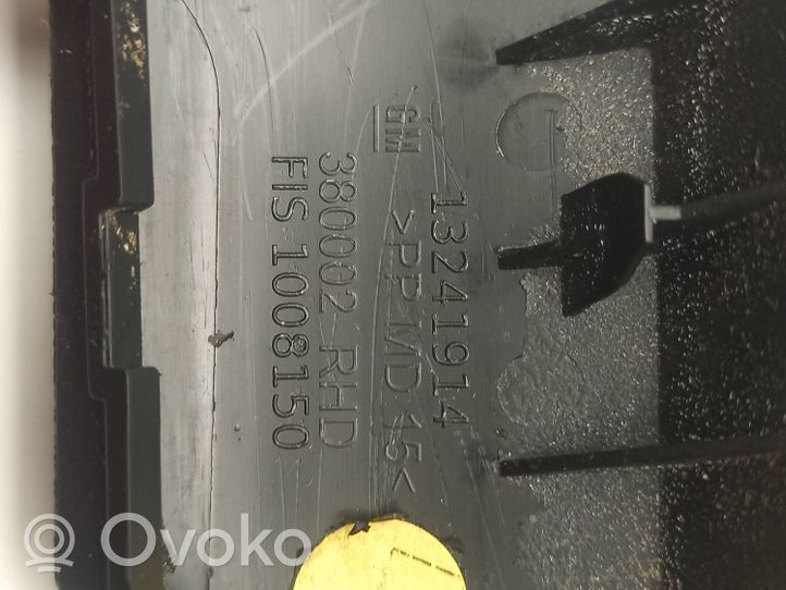 Opel Insignia A Ramka deski rozdzielczej 13241914