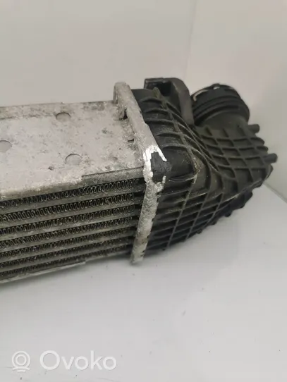 Mercedes-Benz CLS C219 Chłodnica powietrza doładowującego / Intercooler A2115003902