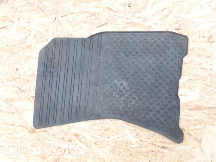 Subaru Legacy Tapis de sol avant 