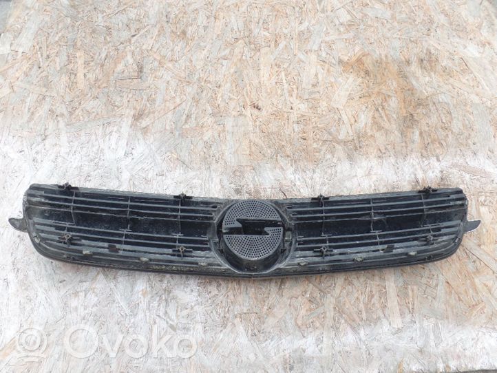 Opel Vectra C Atrapa chłodnicy / Grill 