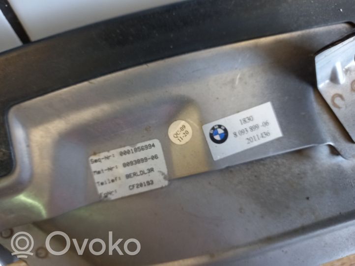 BMW 8 G14 Äänenvaimentimen päätykappale 2011436