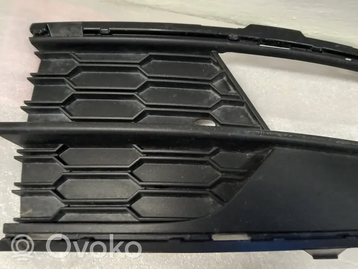 Skoda Citigo Grille antibrouillard avant 1ST807681