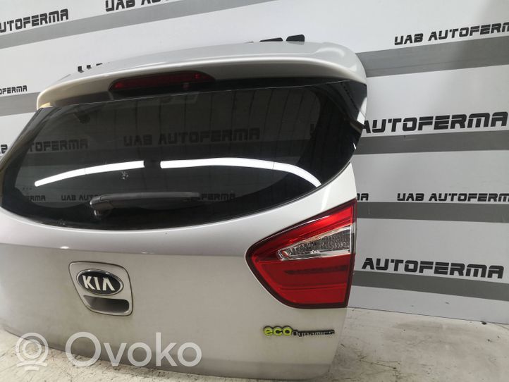 KIA Rio Takaluukun/tavaratilan kansi 