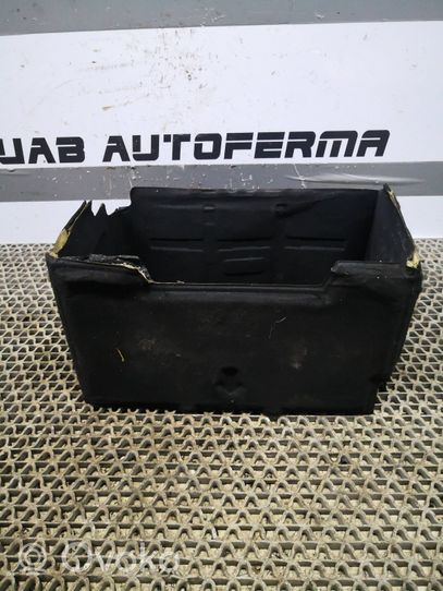 Hyundai i40 Support boîte de batterie 371121R560