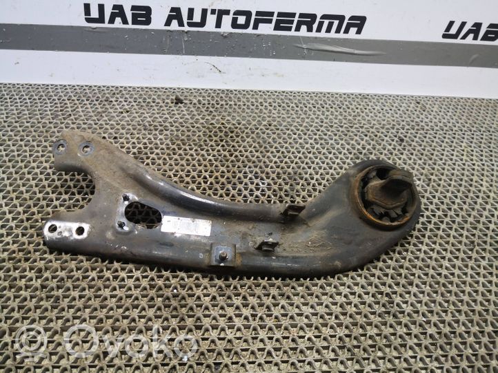 KIA Sportage Triangle bras de suspension supérieur arrière 552702S850