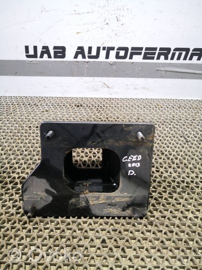 KIA Ceed Smorzatore/ammortizzatore d’urto per paraurti posteriore 86642A2000