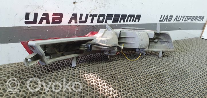 KIA Sportage Lampa zderzaka tylnego 924053U3