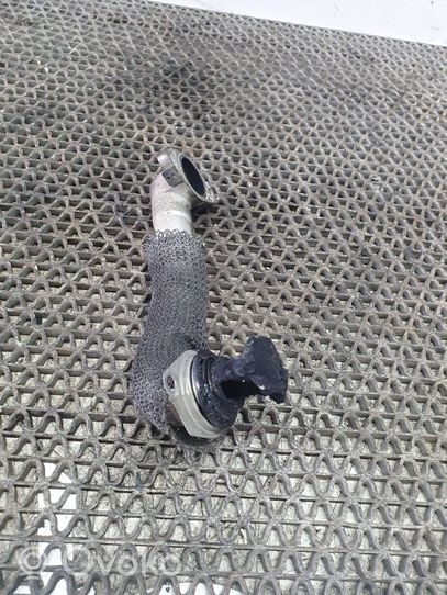 Ford Focus EGR valve line/pipe/hose 9674950180