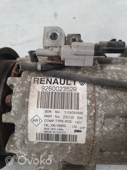 Renault Clio IV Ilmastointilaitteen kompressorin pumppu (A/C) 926002352R