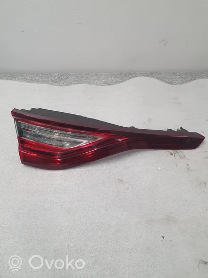 Renault Megane IV Lampy tylnej klapy bagażnika 265550248R