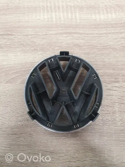 Volkswagen PASSAT B5 Logo, emblème, badge 3B0853601C