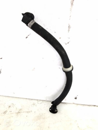 Volvo V70 Breather hose/pipe 