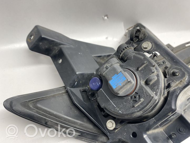 Ford Fusion II Światło przeciwmgłowe przednie DS7319952BBW