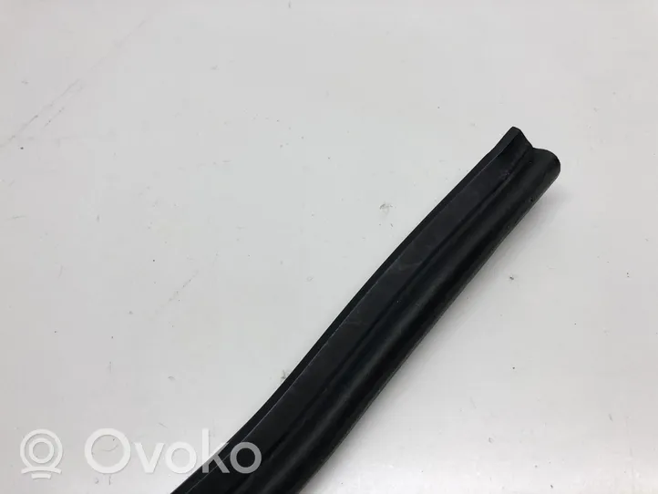 BMW 1 E81 E87 Engine compartment rubber 