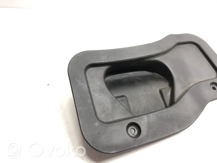 BMW Z4 E85 E86 Tappo cornice del serbatoio 7061858