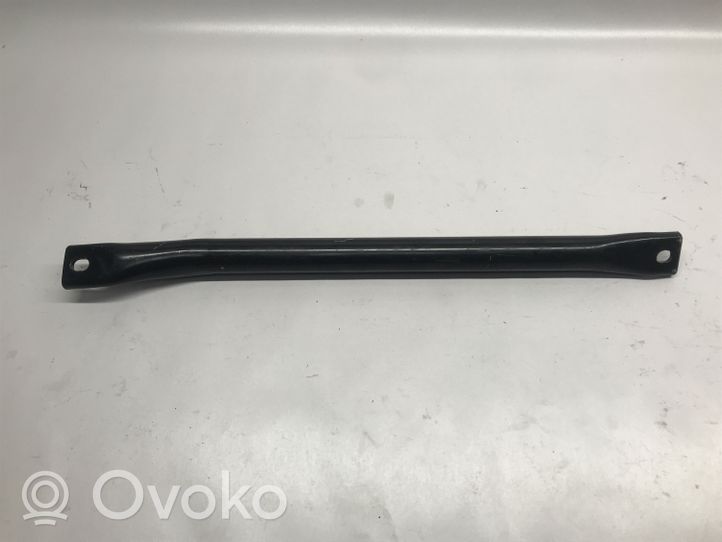 BMW 7 F01 F02 F03 F04 Kita variklio skyriaus detalė 7184386