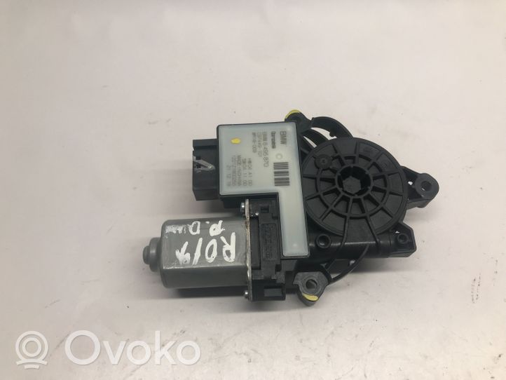 BMW 3 G20 G21 Varikliukas priekinio langų pakėlėjo 8495870