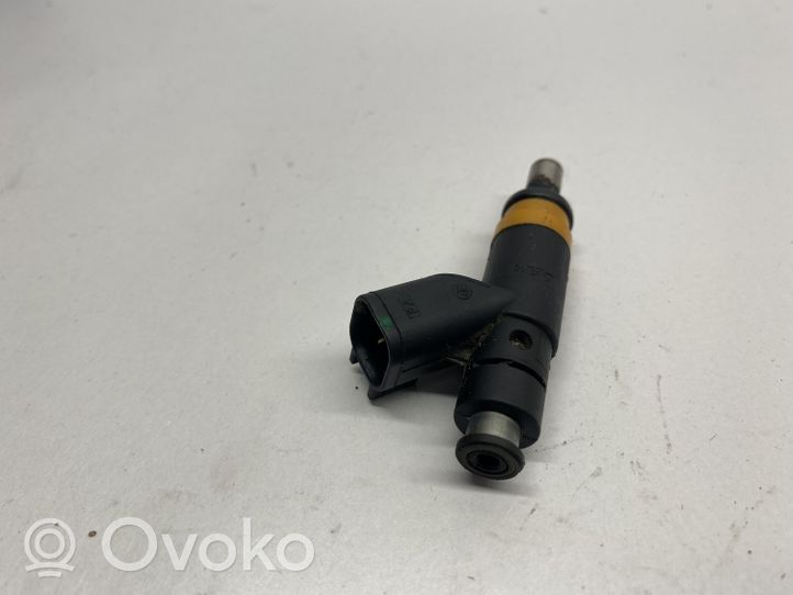 Dodge RAM Fuel injector 05037479AC