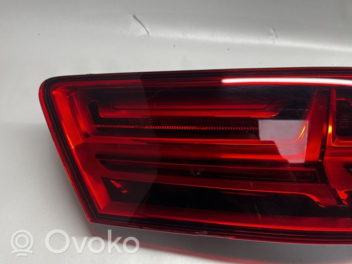 Audi Q7 4M Feux arrière sur hayon 4M0945094