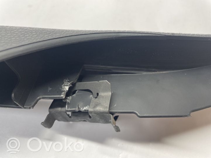 Mercedes-Benz C W204 Rivestimento del sottoporta delle minigonne laterali A2046860236