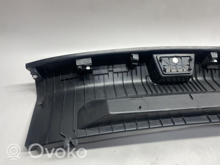 Volkswagen Jetta VII Protection de seuil de coffre 17A863459