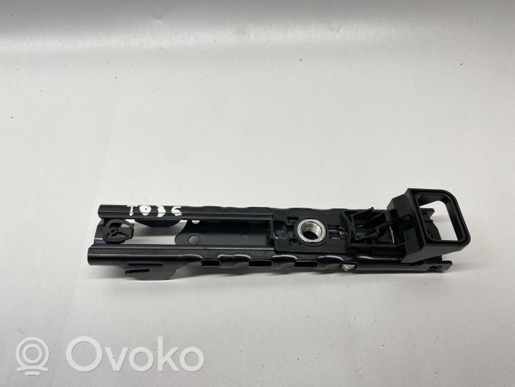 Volkswagen Jetta VII Rail de réglage hauteur de ceinture de sécurité 4M0857819