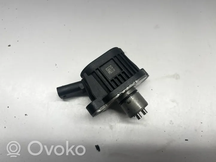 Audi Q3 F3 Generator impulsów wałka rozrządu 04E906048A