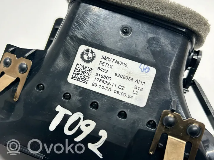 BMW 2 F45 Dysze / Kratki nawiewu deski rozdzielczej 9262958