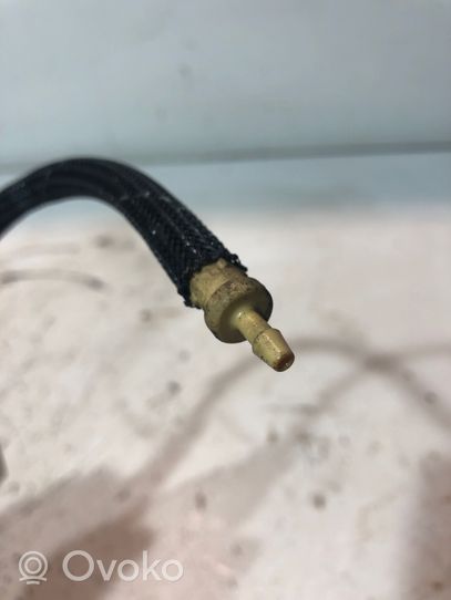 Audi A3 S3 8P Fuel return line/hose 