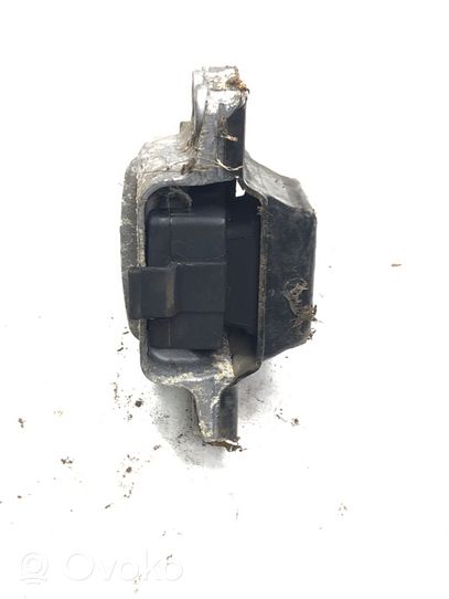 Volkswagen Tiguan Supporto della scatola del cambio 3C0199555