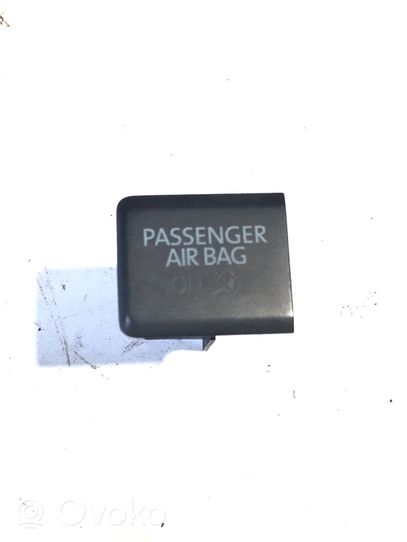 Volkswagen Transporter - Caravelle T5 Interrupteur commutateur airbag passager 7E0919234