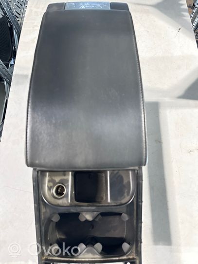 Volvo V70 Armrest 39997575