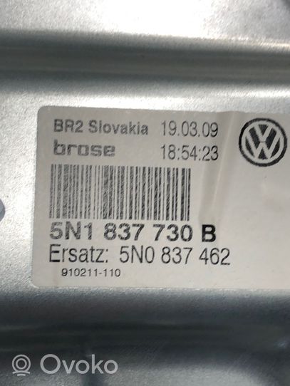 Volkswagen Tiguan Mechanizm podnoszenia szyby przedniej bez silnika 5N1837730B