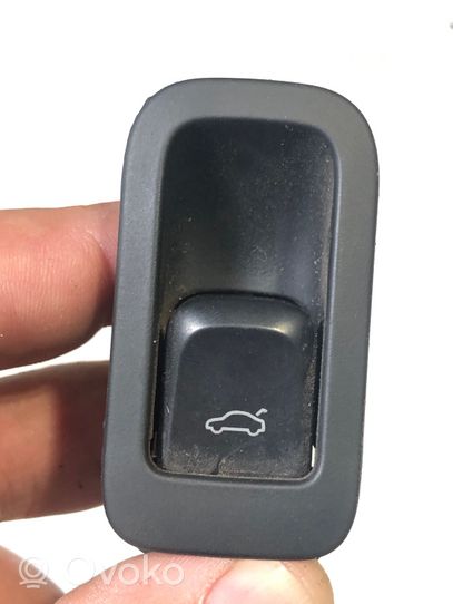 Audi Q5 SQ5 Przełącznik / Przycisk otwierania klapy bagażnika 8K0959831A