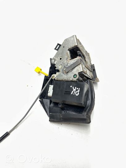 BMW 5 E39 Rear door lock 40620751