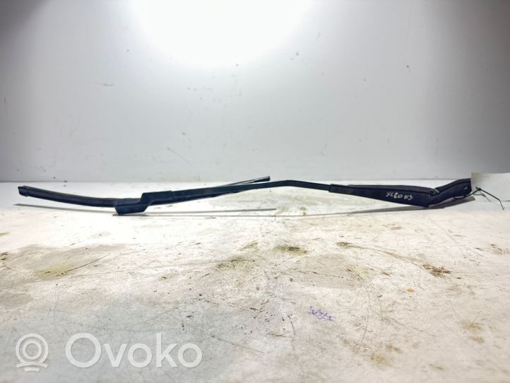 Volvo XC60 Front wiper blade arm 30753529