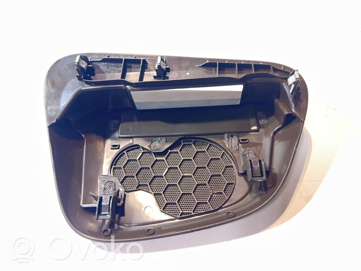 Volvo XC60 Maskownica centralnego głośnika deski rozdzielczej 30755853