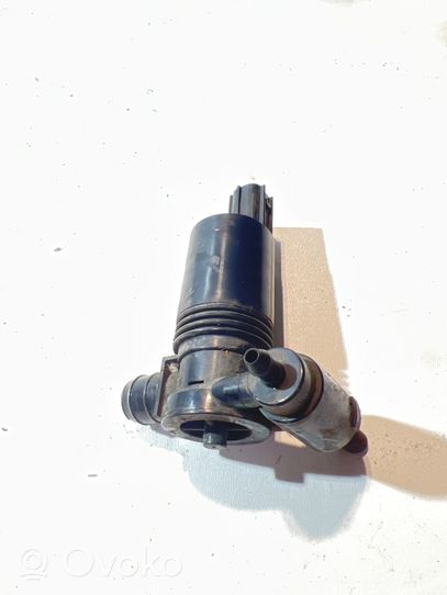 Volvo XC60 Headlight washer pump 1007149