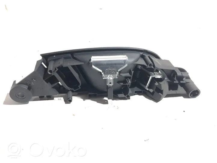 Audi Q7 4L Rankenėlė atidarymo vidinė 4L0837019