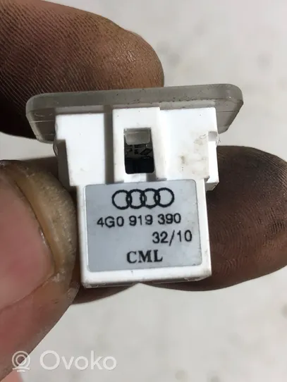 Audi A7 S7 4G Inne oświetlenie wnętrza kabiny 4G0919390